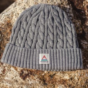 Fireside Zopfmuster-Beanie - Graumeliert