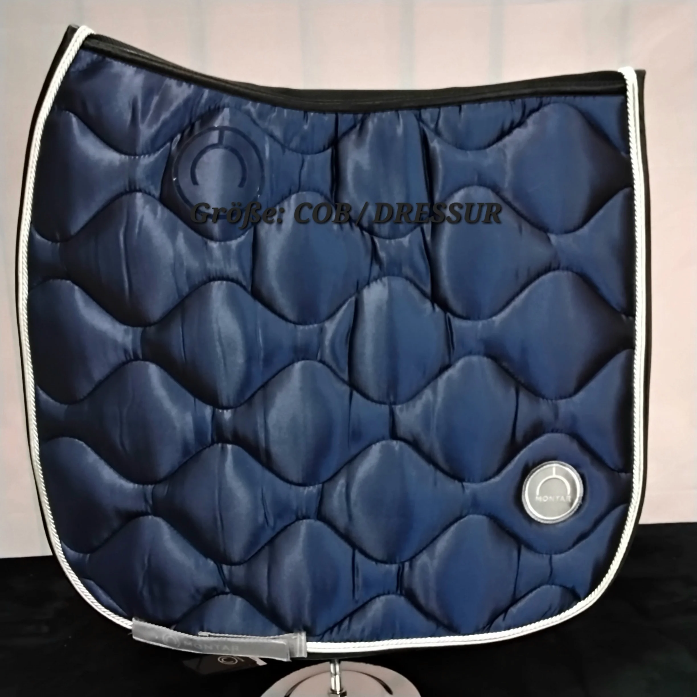 MONTAR DLux Saddle Pad Navy Dressage & Jump – Bild 3