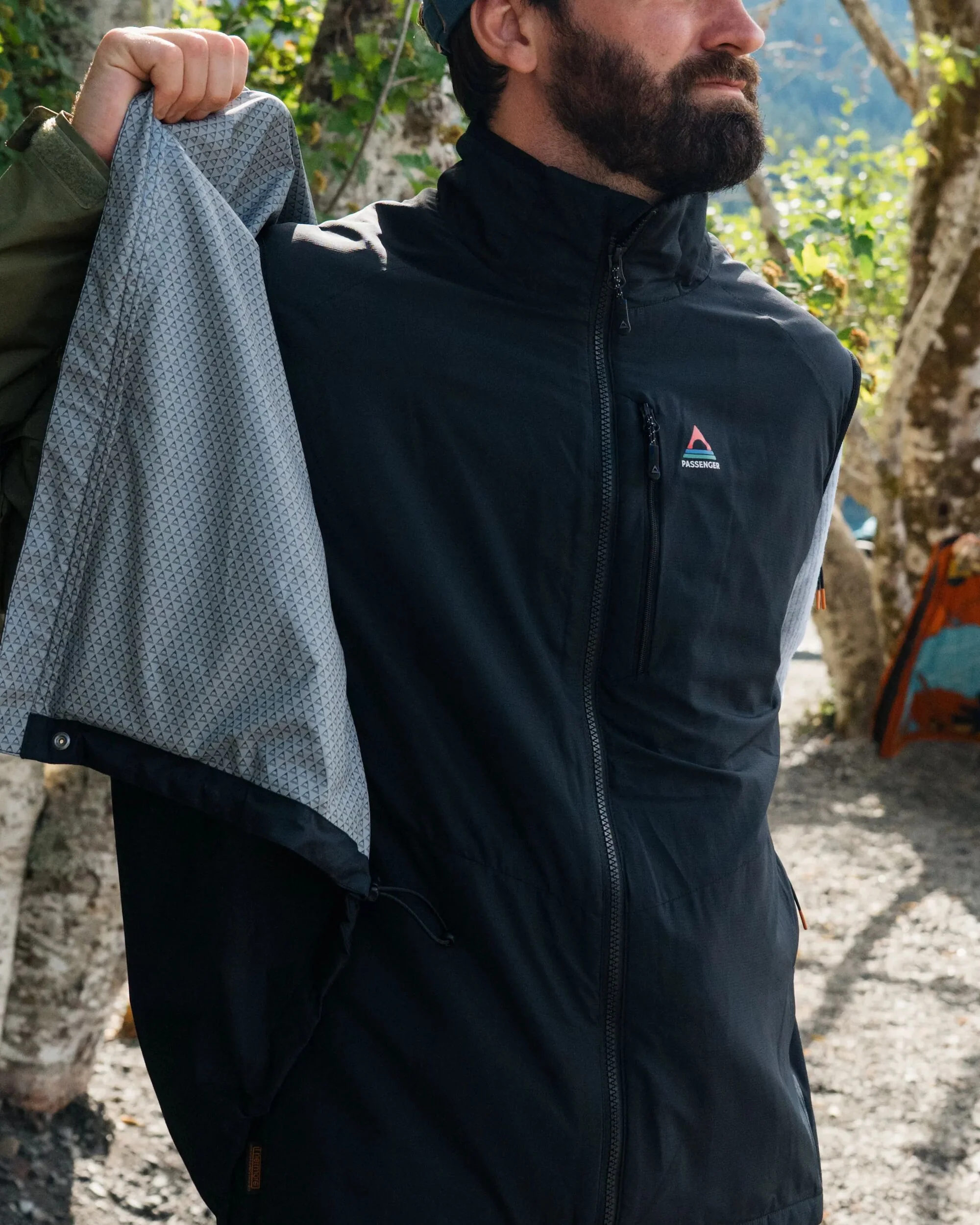 Daybreak Leichte Thermore® Isolierte Weste - Schwarz – Bild 5