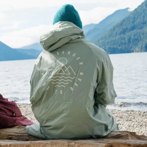 Escapism Sherpa Gefütterter Surf-Poncho - Pistazie