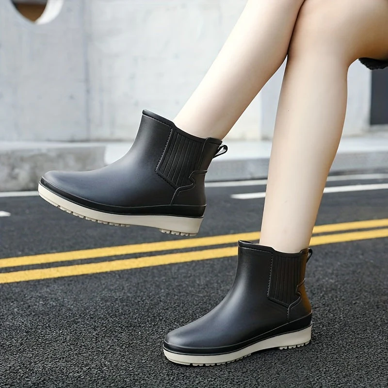 Wasserdichte Regenstiefel mit rutschfester Sohle