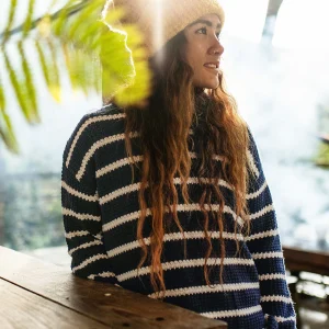 Lakewood Bio-Baumwolle Gestrickter Pullover - Marine Streifen