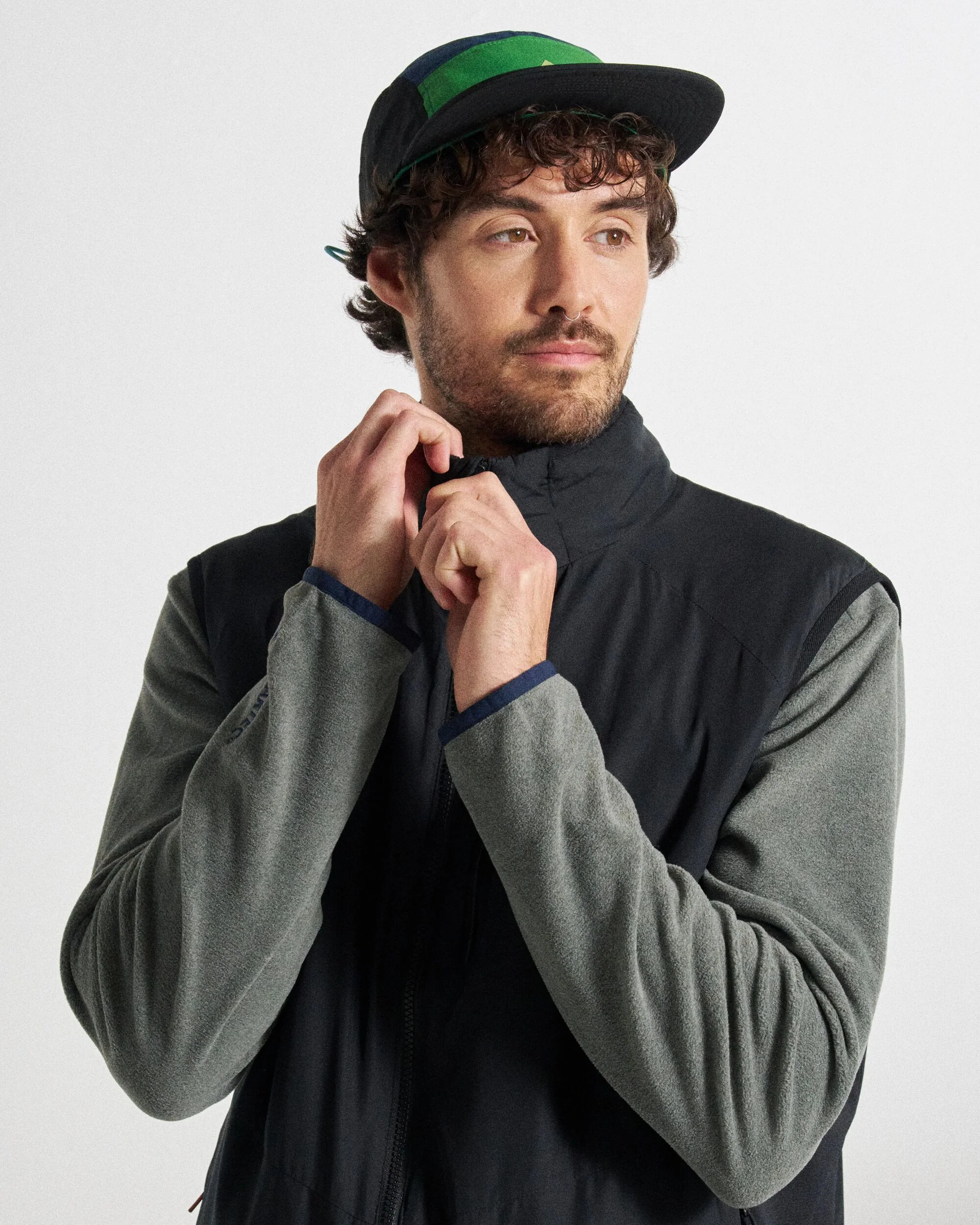 Daybreak Leichte Thermore® Isolierte Weste - Schwarz – Bild 8