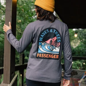 Waves & Trees Langarmshirt - Holzkohle